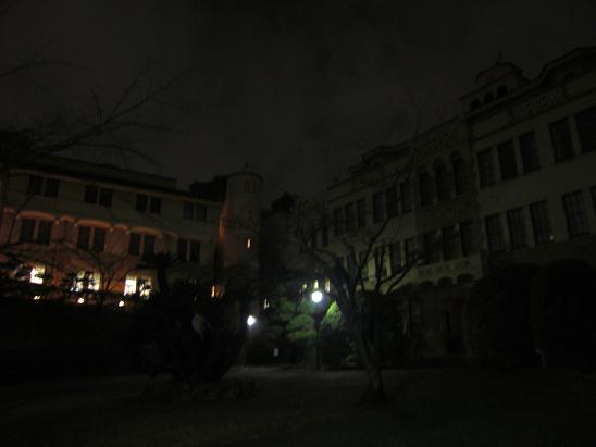 100208・夜の大学