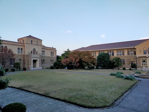 221110　大学・自転車 (7)