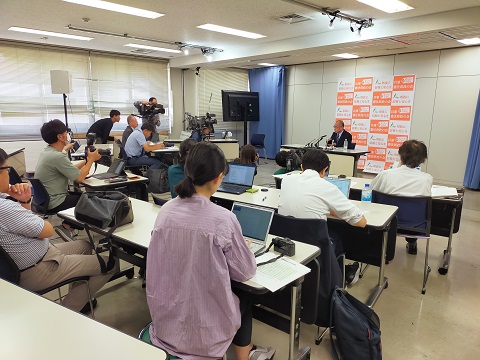 241011　知事選記者会見 (3)